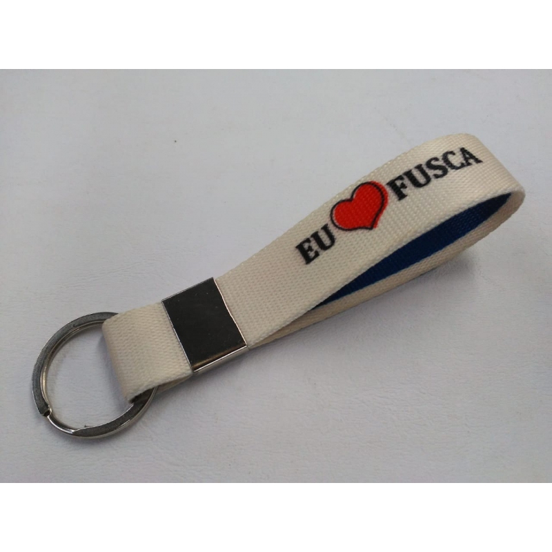 CHAVEIRO EU AMO FUSCA - FUNDO BRANCO