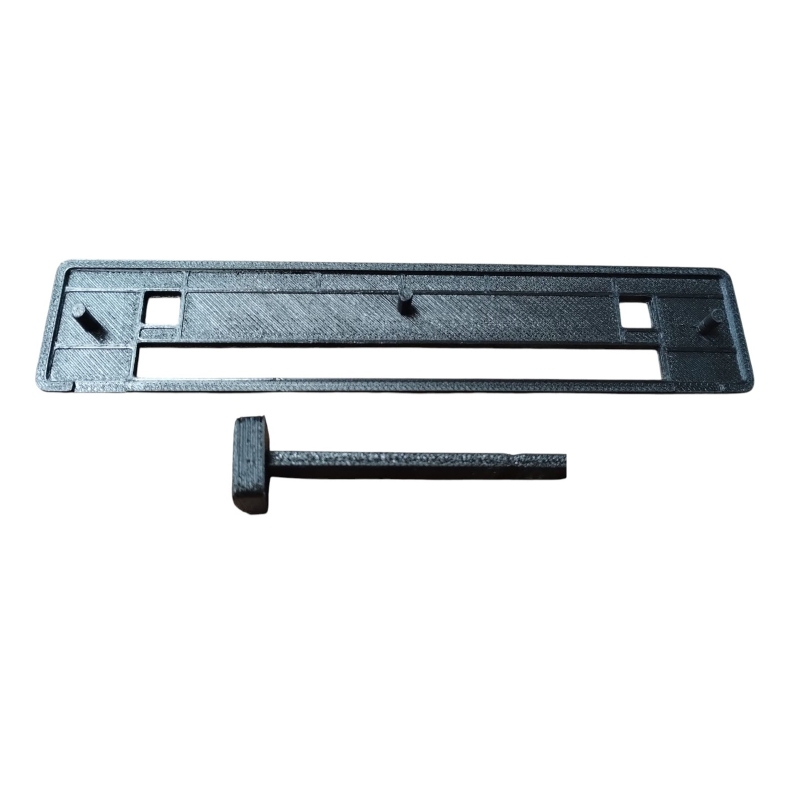 MOLDURA AR PAINEL FUSCA PLÁSTICO PRETO